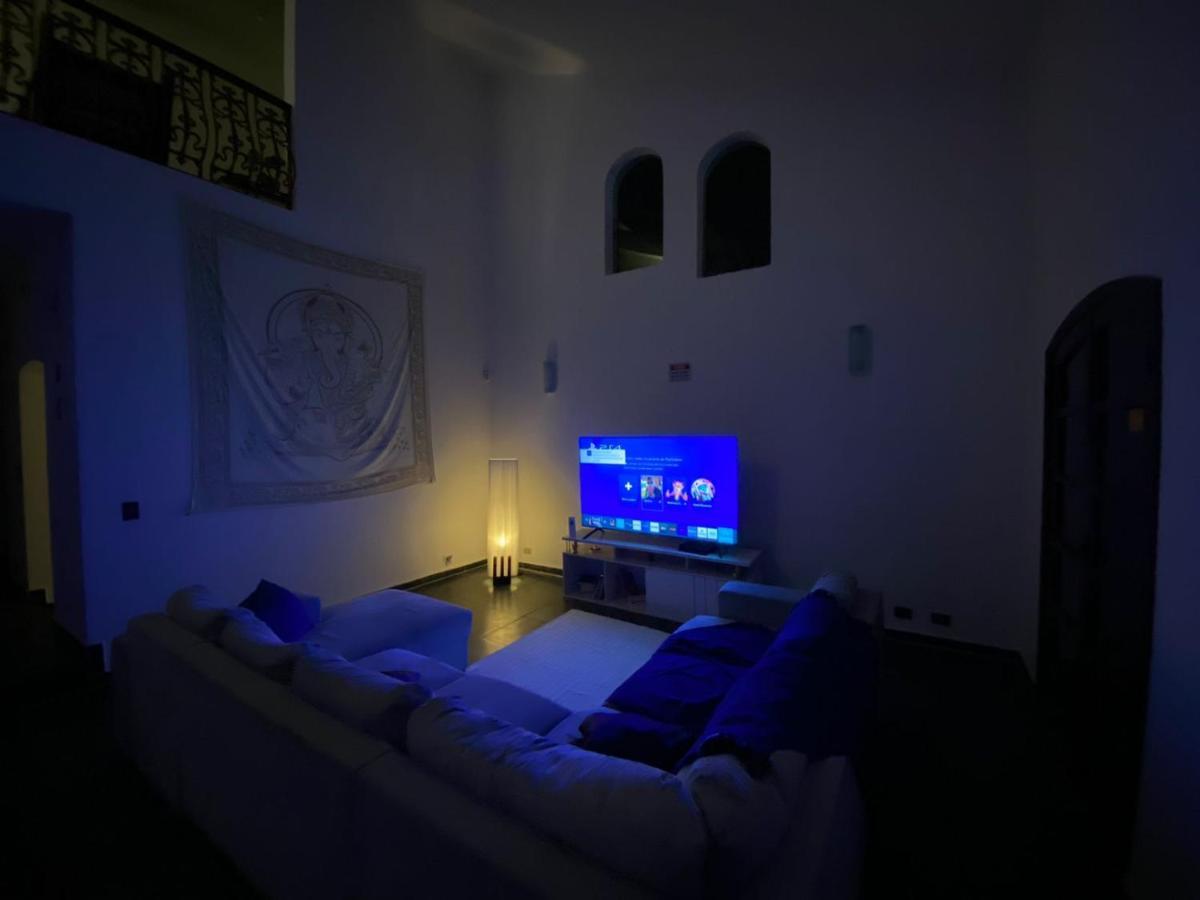 Guest House Namaste Hostel Guaruja Bagian luar foto